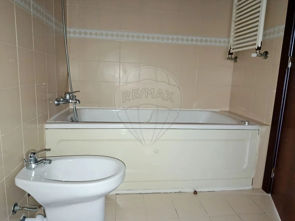 Apartamento T2 para Venda em Santa Marinha e São Pedro da Afurada Foto 5