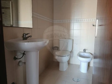 Apartamento T2 para Venda em Santa Marinha e São Pedro da Afurada
