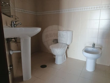 Apartamento T2 para Venda em Santa Marinha e São Pedro da Afurada