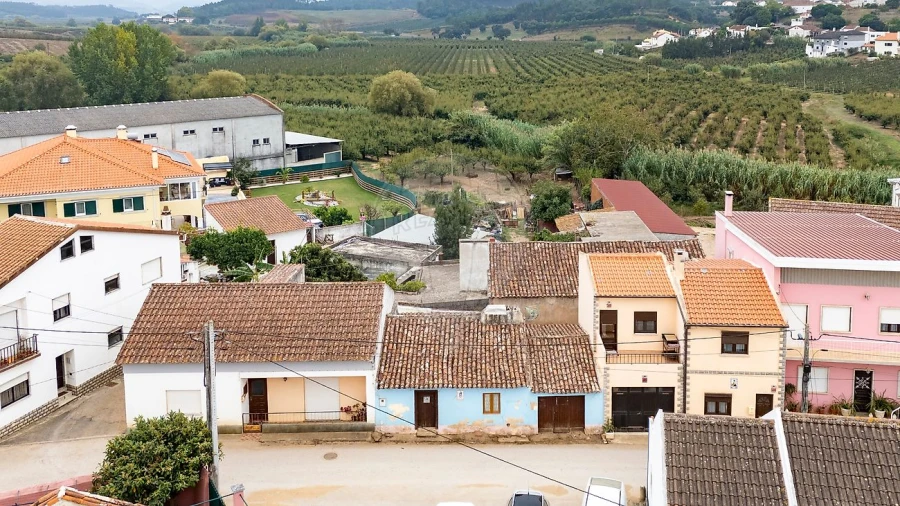 Moradia T2 para Venda em Bombarral e Vale Covo Foto 2