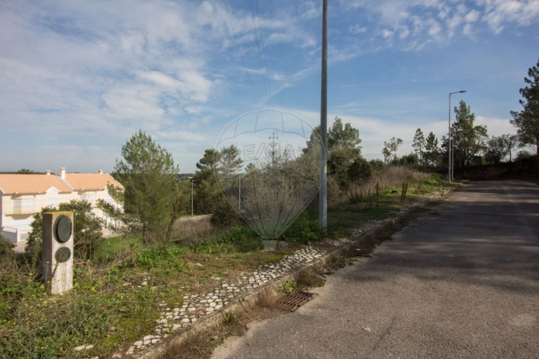 Terreno para Venda em Ota Foto 4