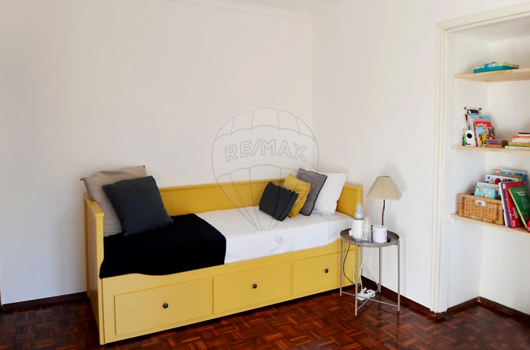 Apartamento T3 para Arrendamento em Venteira Foto 5