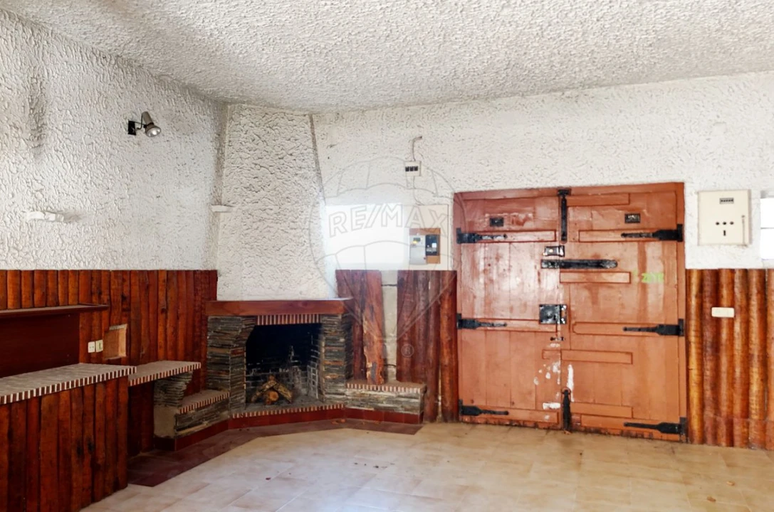 Moradia T6 para Venda em Carregado e Cadafais Foto 12