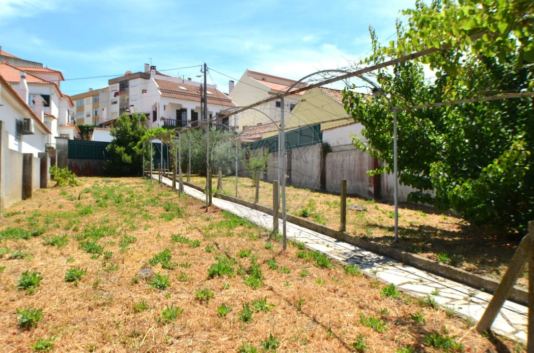 Moradia T6 para Venda em Carregado e Cadafais Foto 29