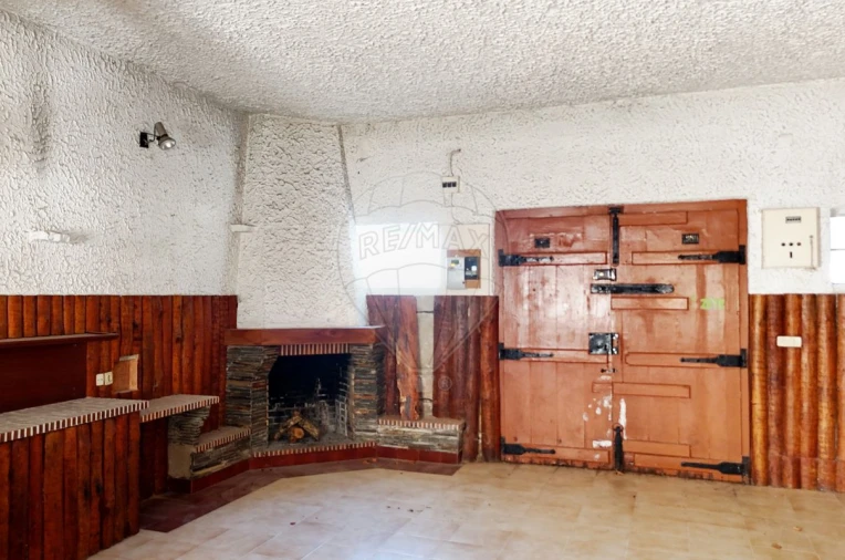 Moradia T6 para Venda em Carregado e Cadafais Foto 12