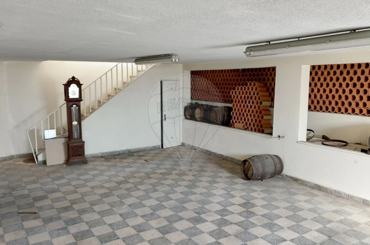 Moradia T6 para Venda em Carregado e Cadafais Foto 24