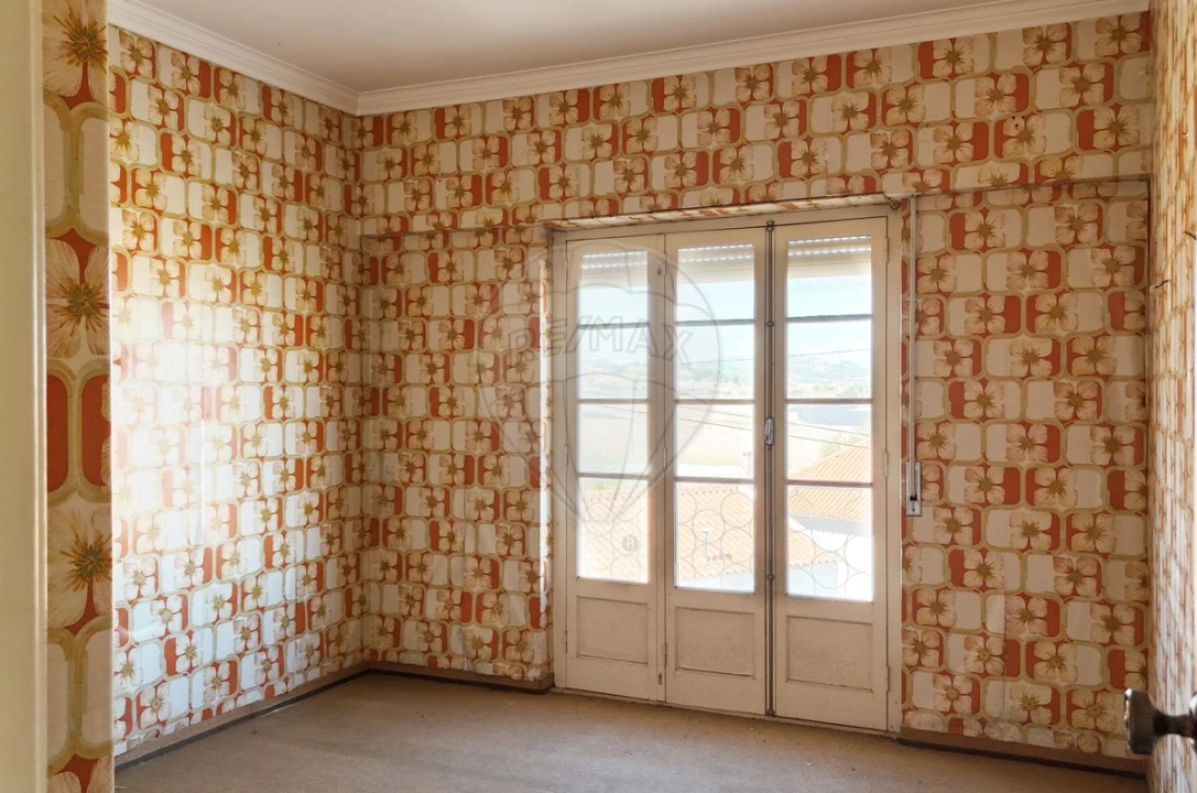 Moradia T6 para Venda em Carregado e Cadafais Foto 15