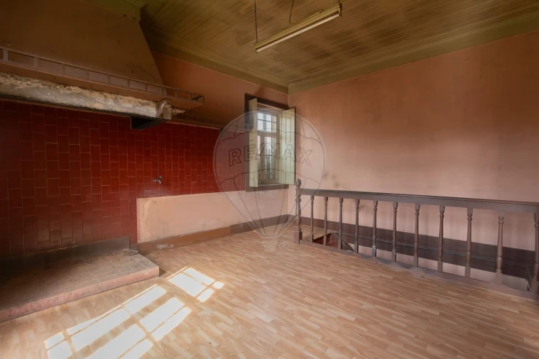 Moradia T4 para Venda em Angeja Foto 6