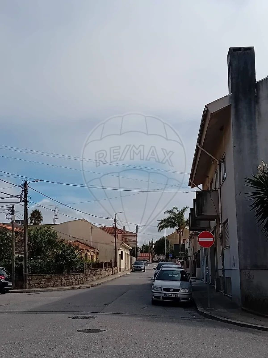 Moradia T3 para Venda em Anta e Guetim Foto 5