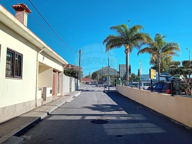 Moradia T3 para Venda em Anta e Guetim Foto 4