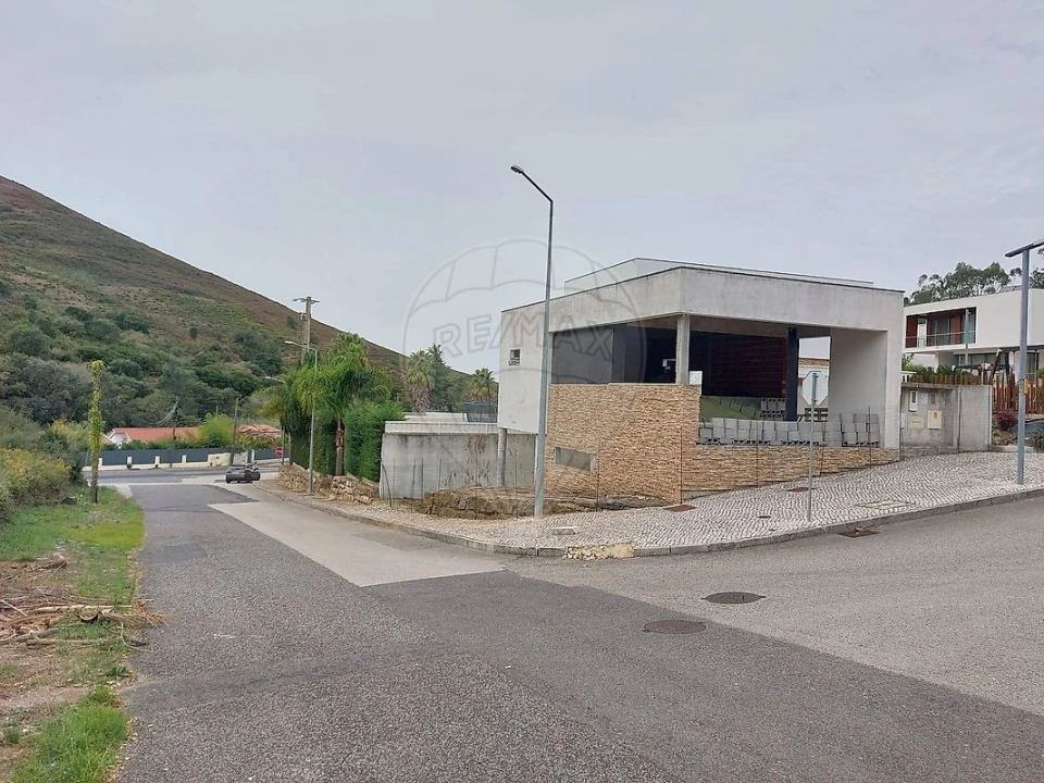 Terreno para Venda em Malveira e São Miguel de Alcainça Foto 4