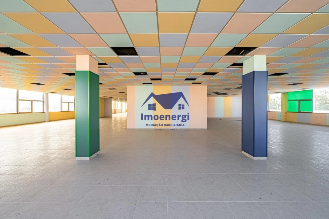 Armazém para Arrendamento em Fajozes Foto 10