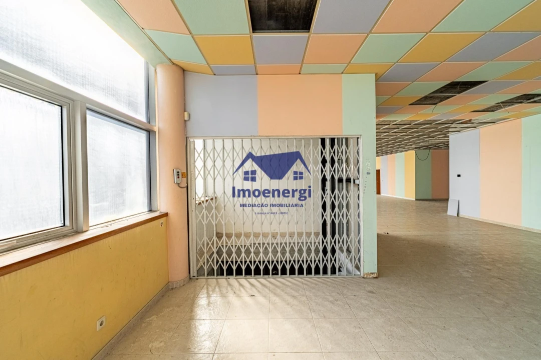 Armazém para Arrendamento em Fajozes Foto 12