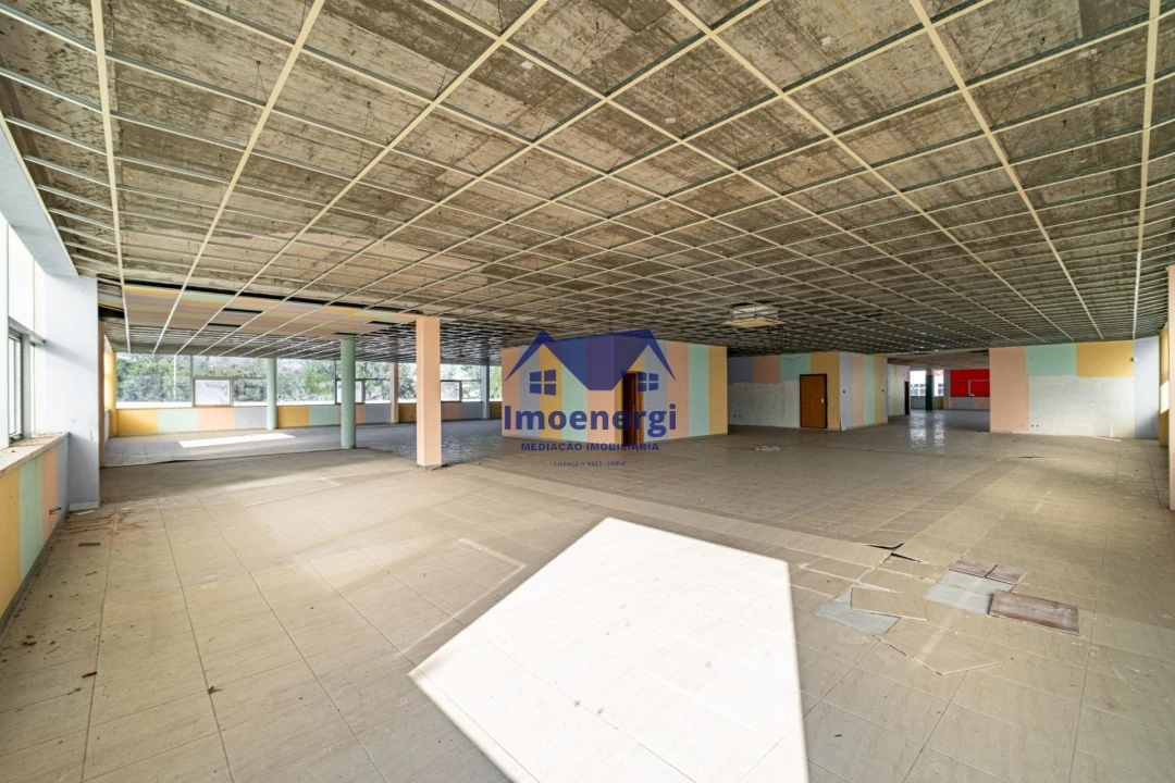 Armazém para Arrendamento em Fajozes Foto 16