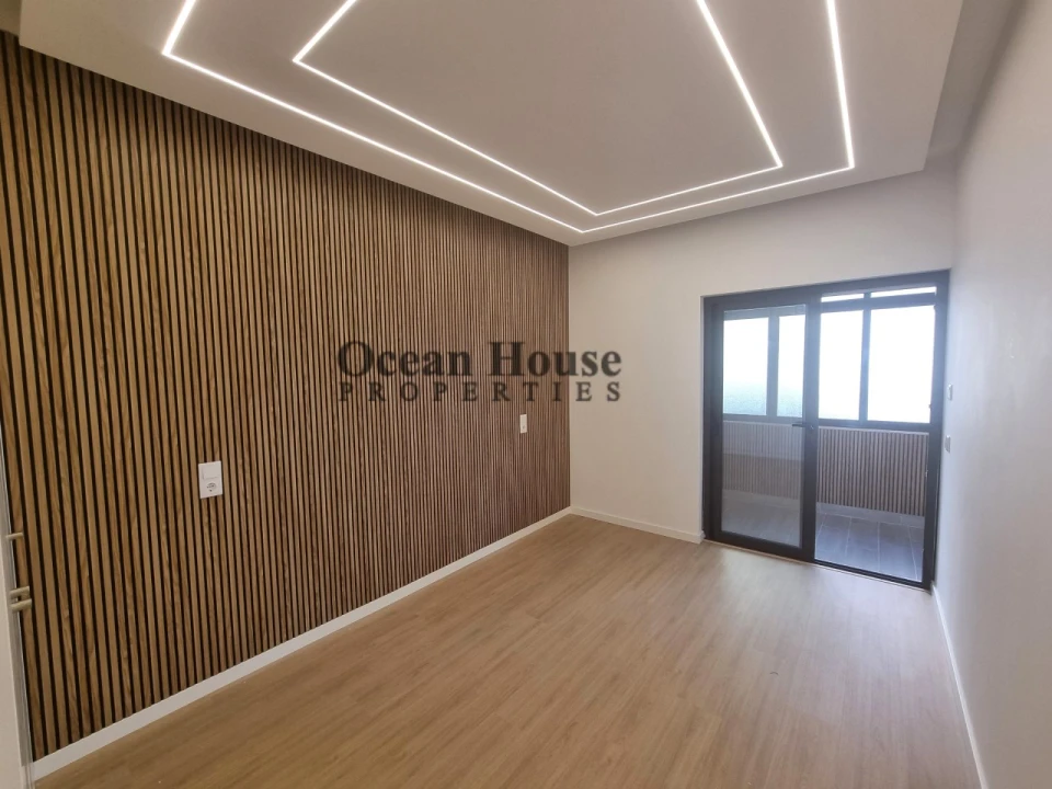 Apartamento T3 para Venda em Quarteira Foto 12