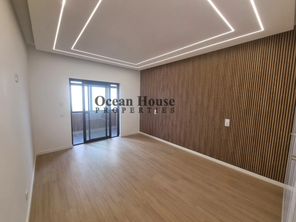 Apartamento T3 para Venda em Quarteira Foto 14