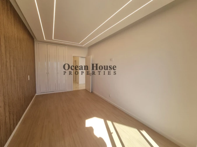 Apartamento T3 para Venda em Quarteira Foto 10