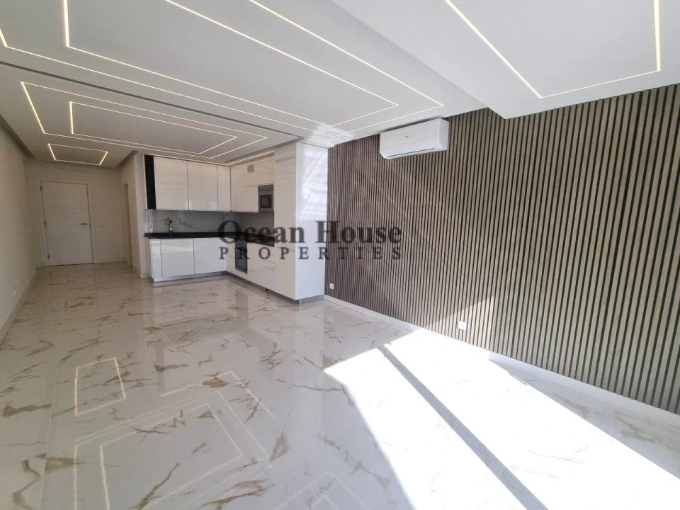 Apartamento T2 para Venda em Quarteira Foto 7