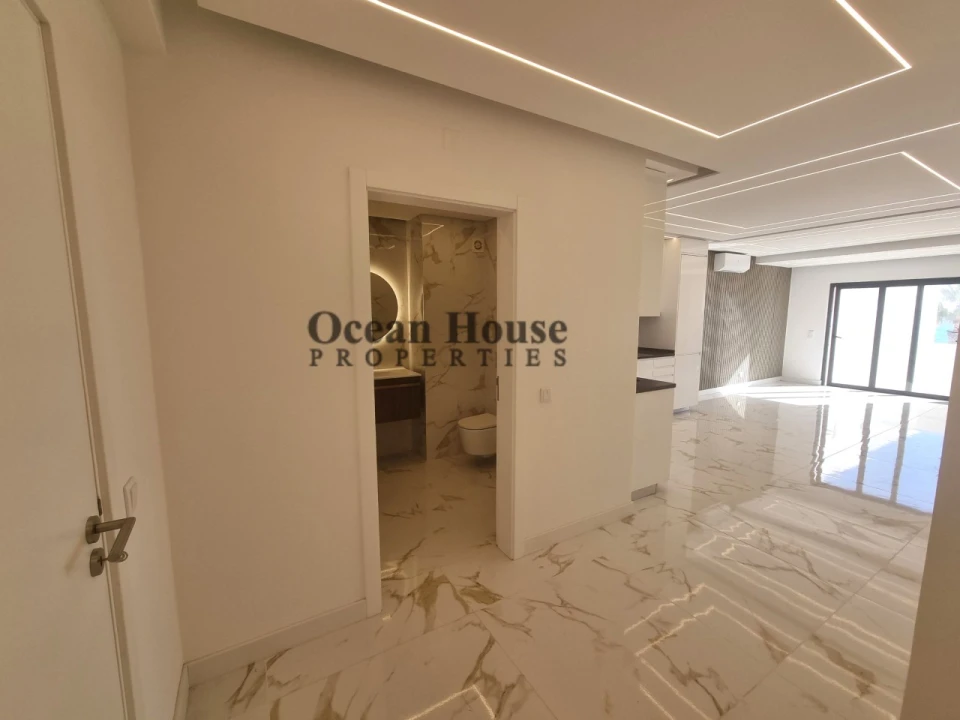 Apartamento T2 para Venda em Quarteira Foto 3