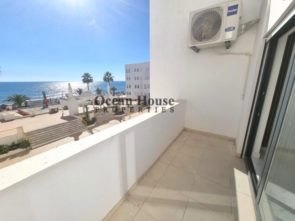 Apartamento T2 para Venda em Quarteira Foto 18