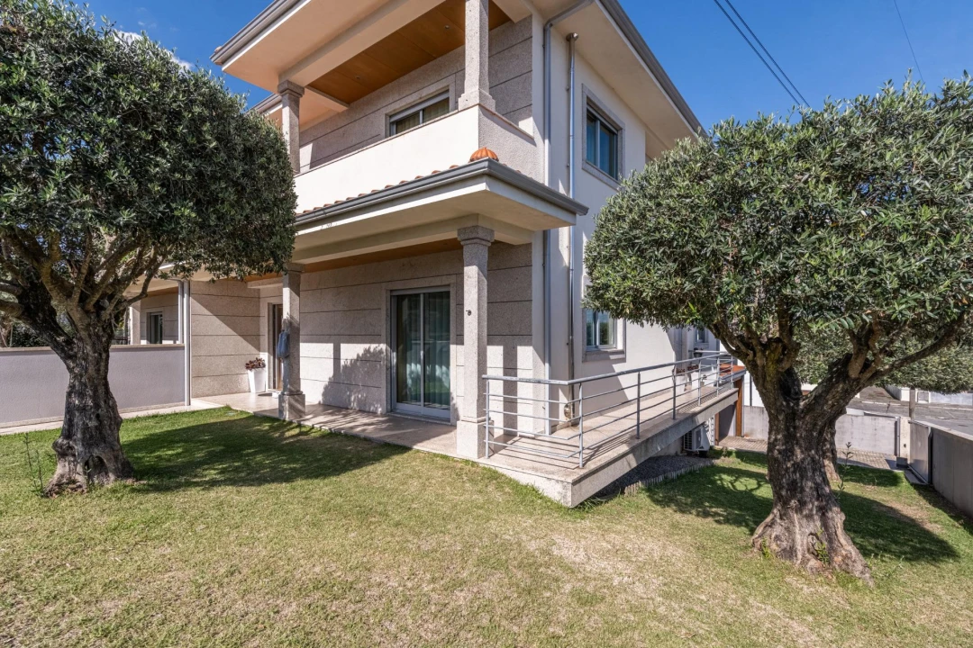 Moradia T3 para Venda em Sande Vila Nova e Sande São Clemente Foto 2