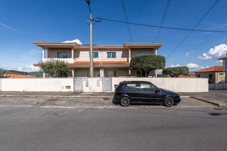 Moradia T3 para Venda em Sande Vila Nova e Sande São Clemente Foto 1