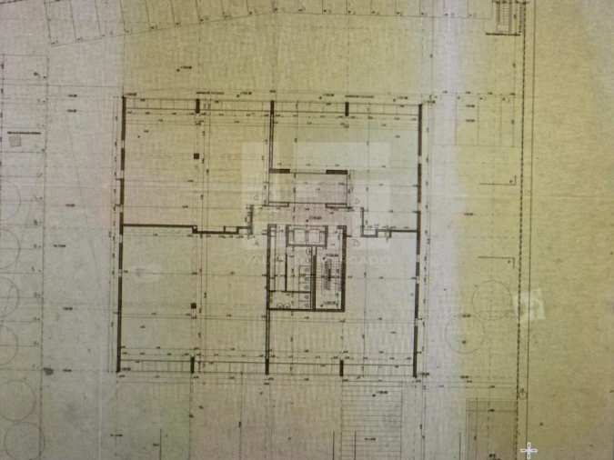 Prédio para Venda em Porto Salvo Foto 54