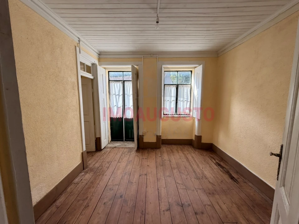 Moradia T3 para Venda em São Paio Foto 19