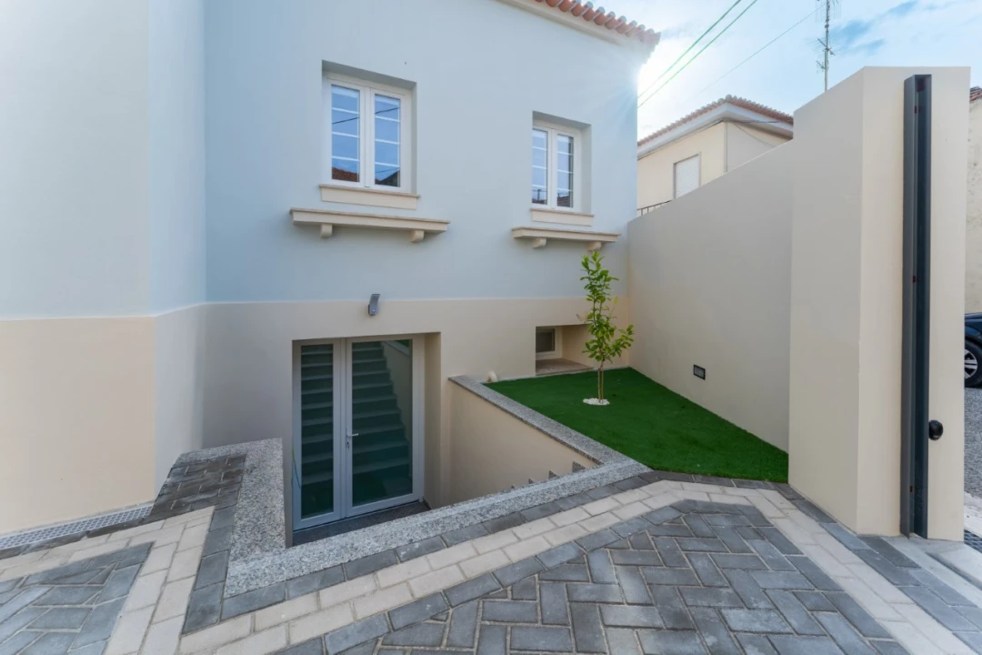 Moradia T4 para Venda em Valado dos Frades Foto 54