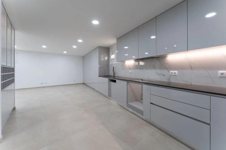 Moradia T4 para Venda em Valado dos Frades Foto 5