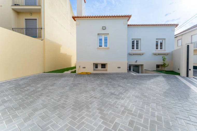 Moradia T4 para Venda em Valado dos Frades Foto 51