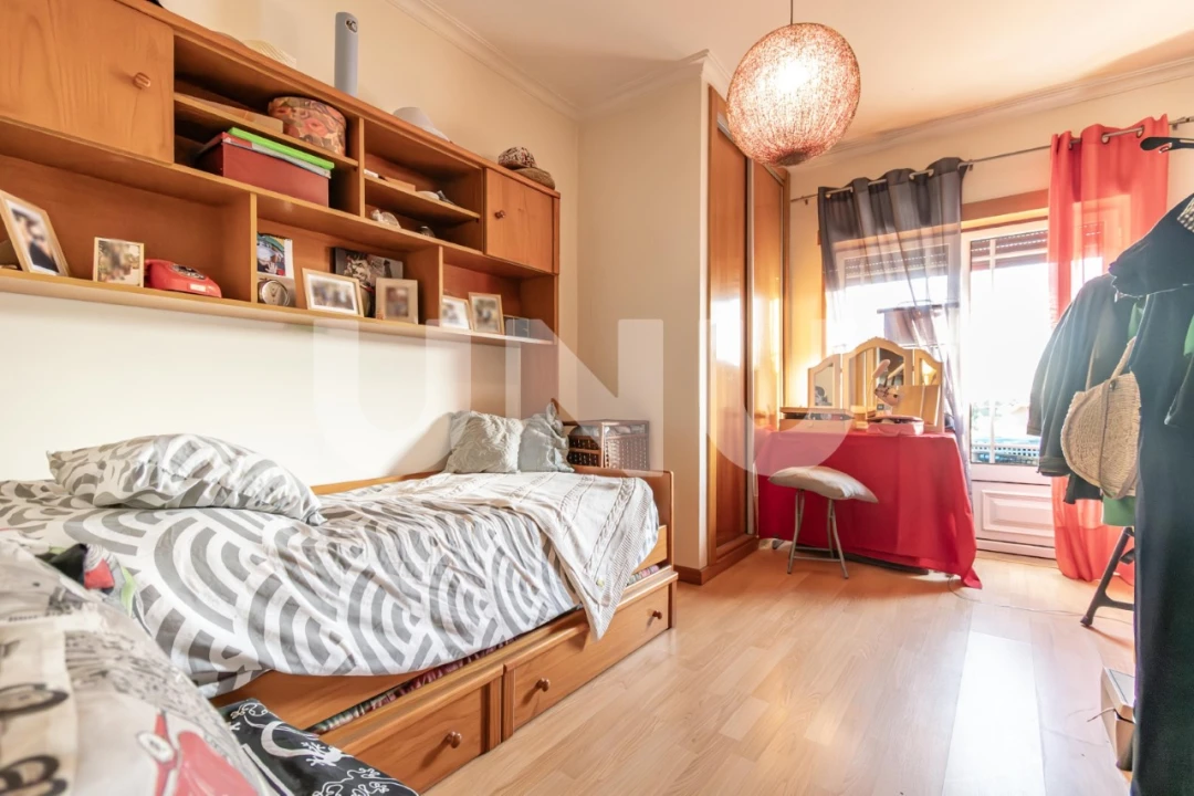 Apartamento T2 para Venda em Tortosendo Foto 6