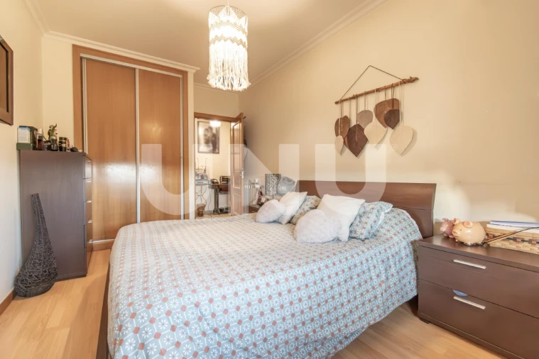 Apartamento T2 para Venda em Tortosendo Foto 5