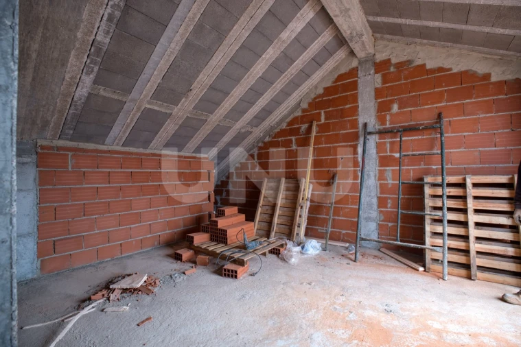 Moradia T3 para Venda em Atouguia da Baleia Foto 29