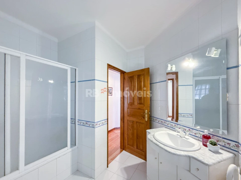 Moradia T4 para Venda em Nossa Sra de Fatima Foto 38