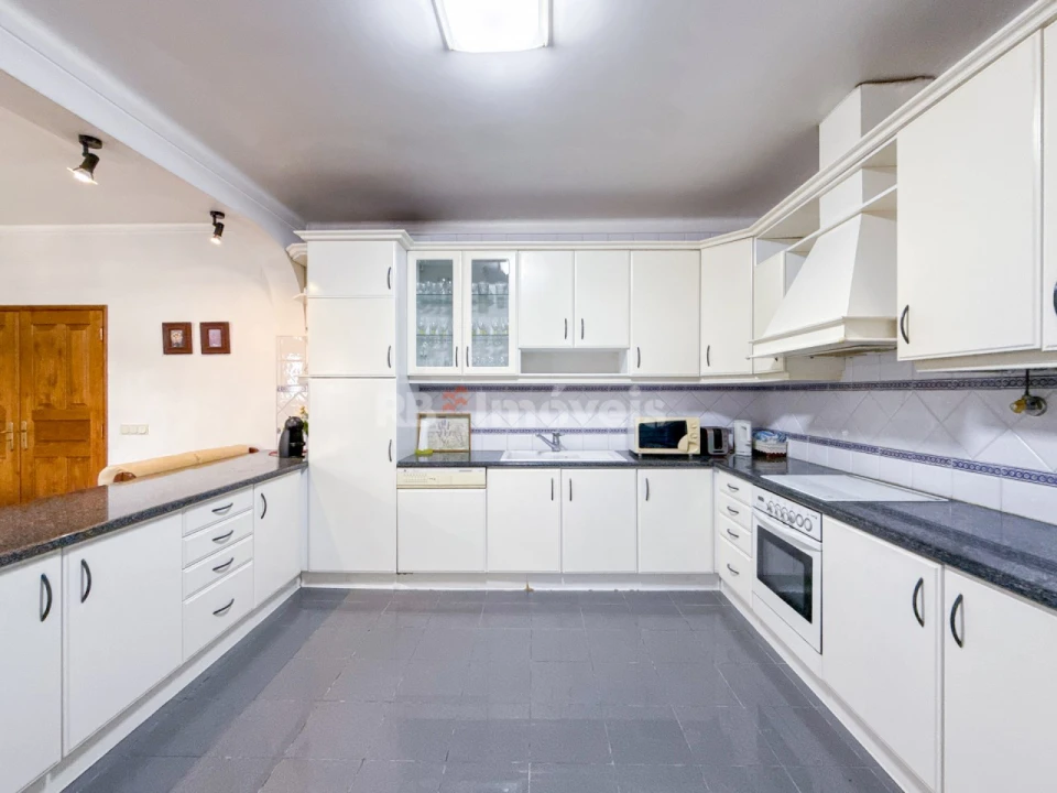 Moradia T4 para Venda em Nossa Sra de Fatima Foto 13