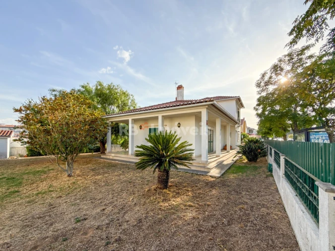 Moradia T4 para Venda em Nossa Sra de Fatima Foto 63