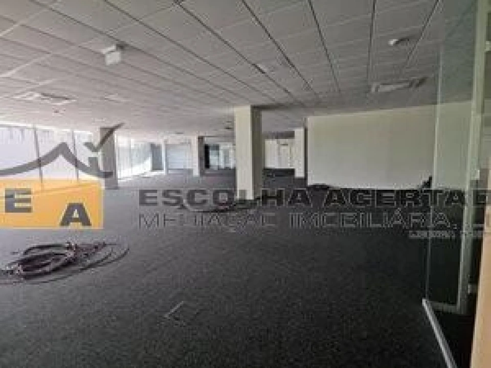 Escritório para Arrendamento em Cidade da Maia Foto 2