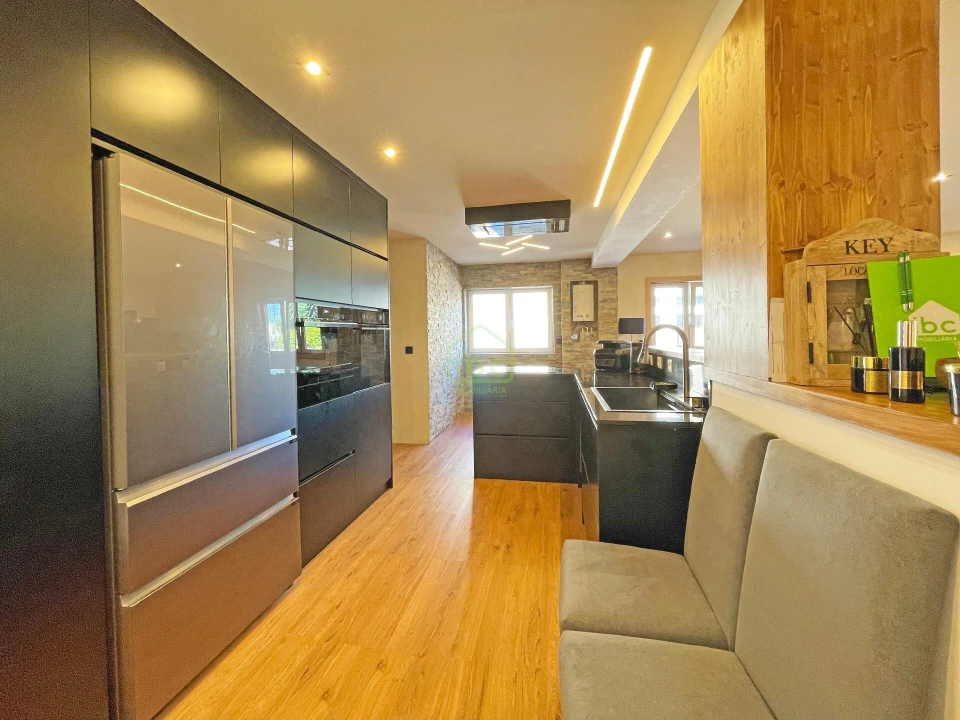 Apartamento T3 para Venda em Arvore Foto 2