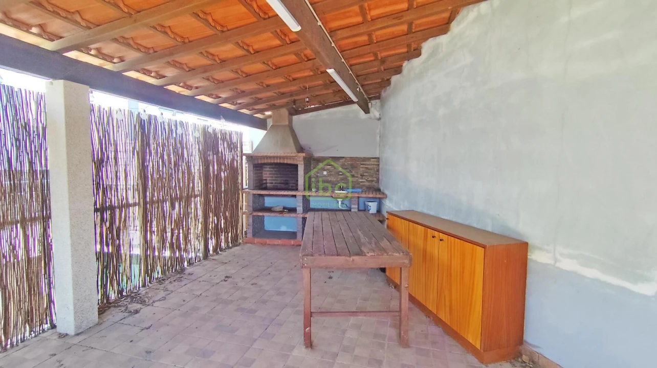 Apartamento T3 para Venda em Arvore Foto 16