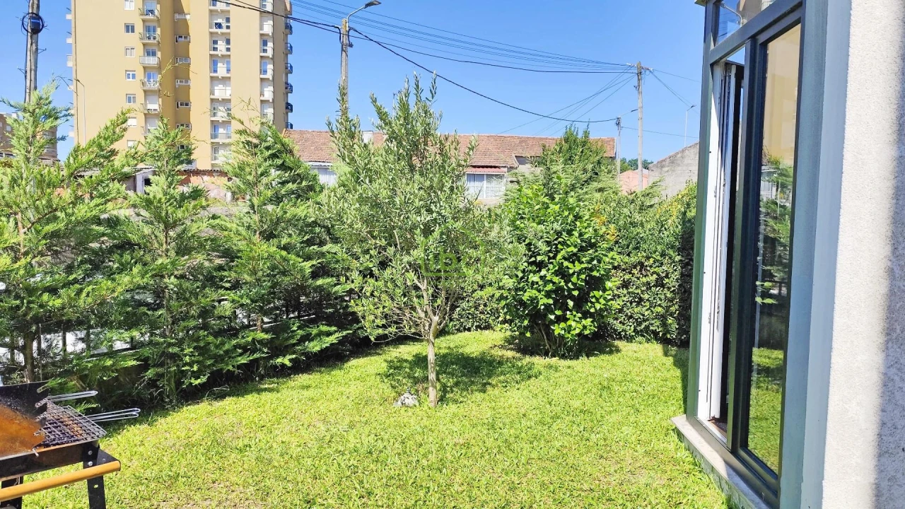 Apartamento T3 para Venda em Arvore Foto 13