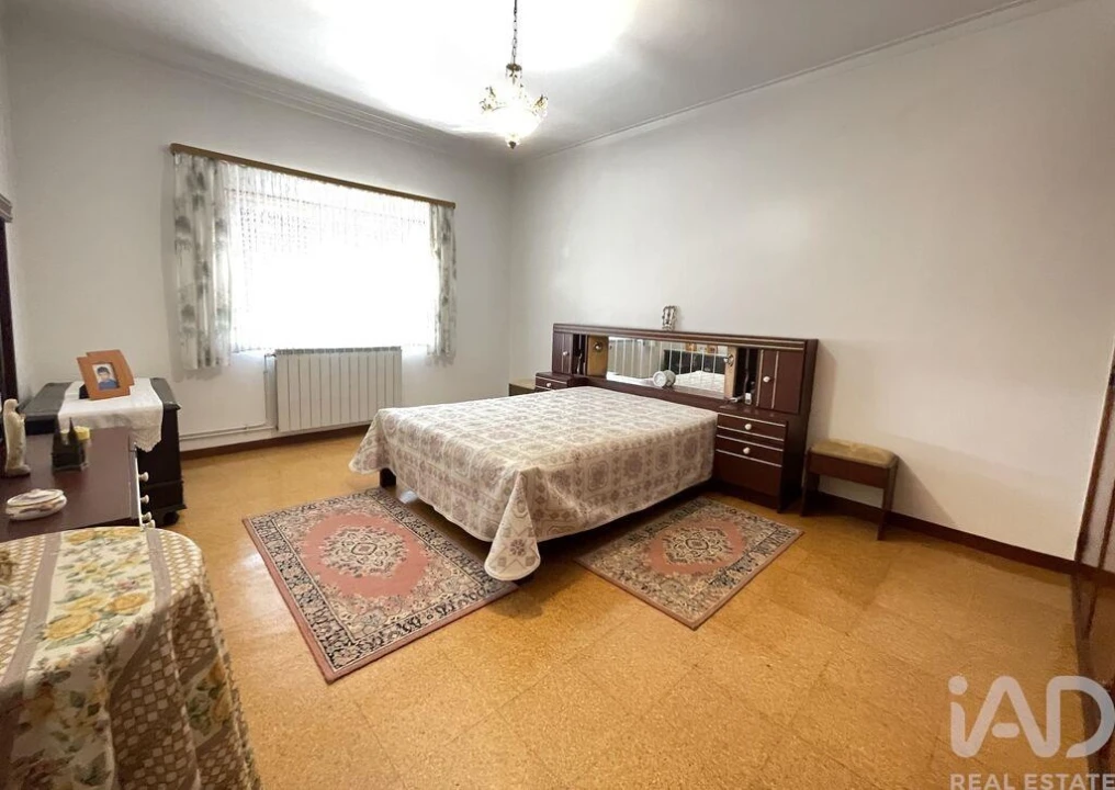 Moradia T4 para Venda em São Pedro de Tomar Foto 26