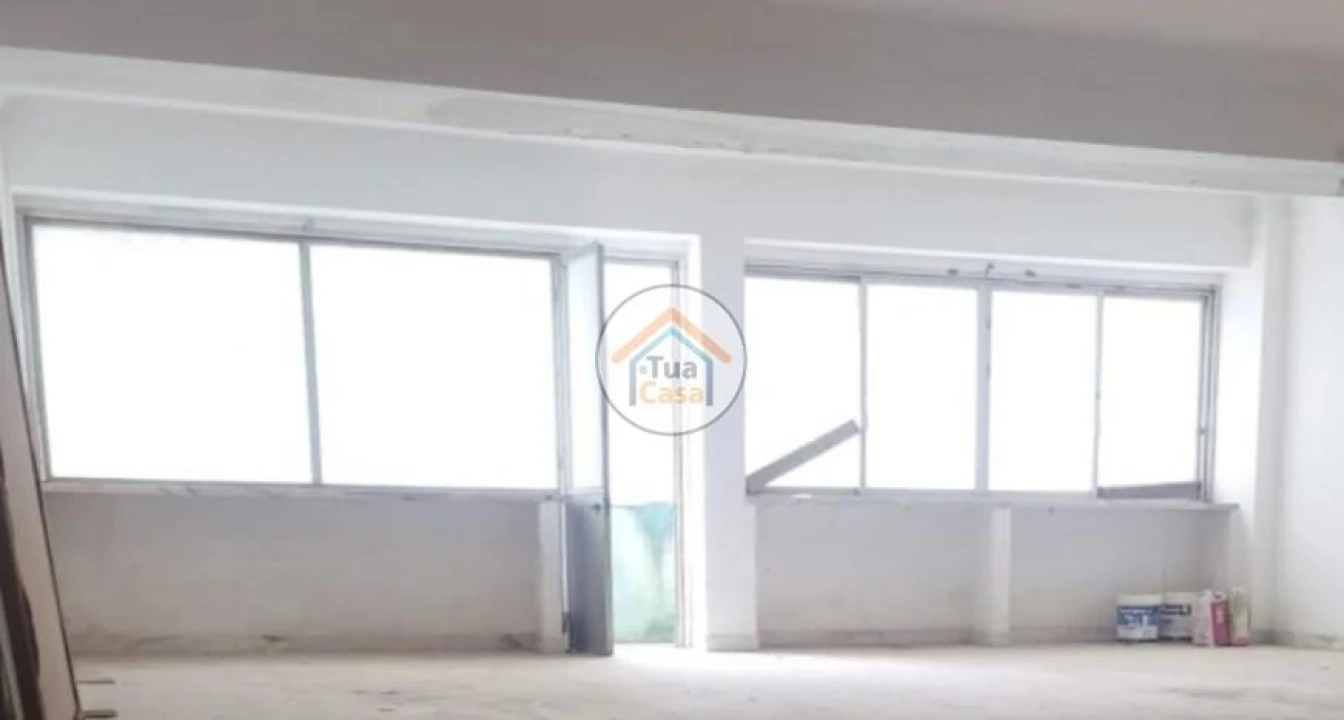 Loja para Venda em Agualva e Mira-Sintra Foto 11