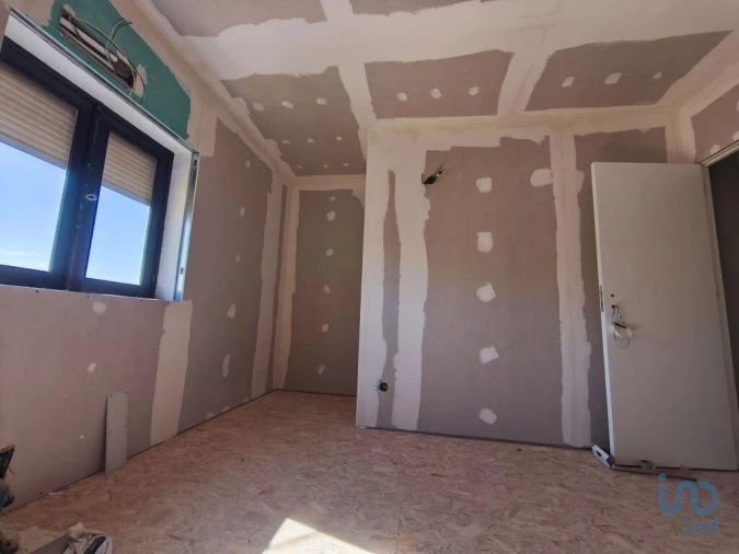 Moradia T3 para Venda em Areosa Foto 4