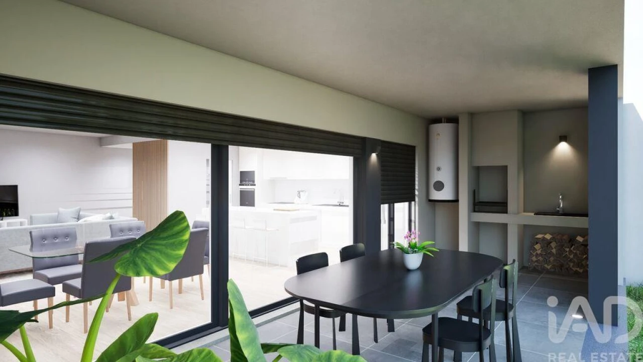 Apartamento T3 para Venda em Parceiros e Azoia Foto 22