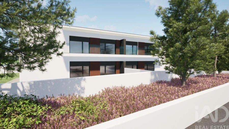 Apartamento T3 para Venda em Parceiros e Azoia Foto 15