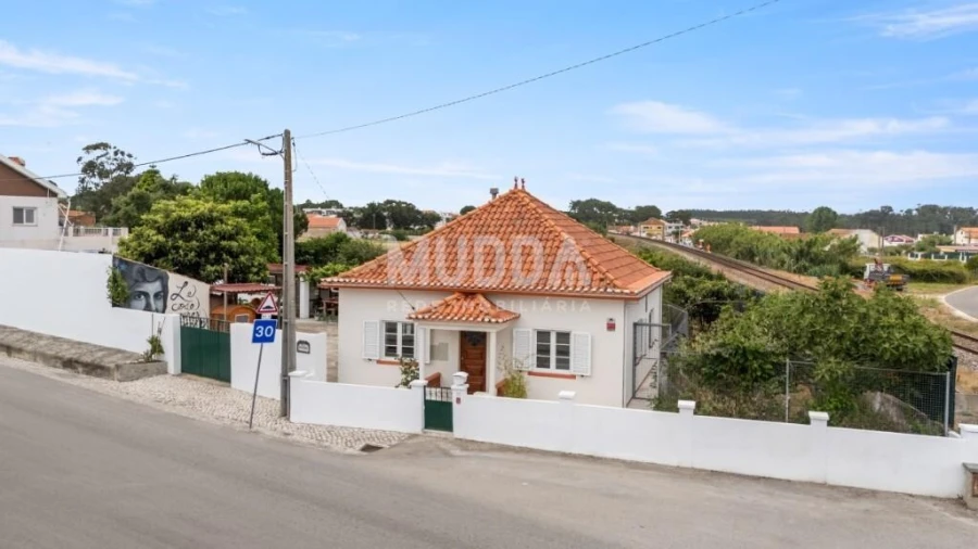 Moradia T3 para Venda em Tornada e Salir do Porto Foto 1