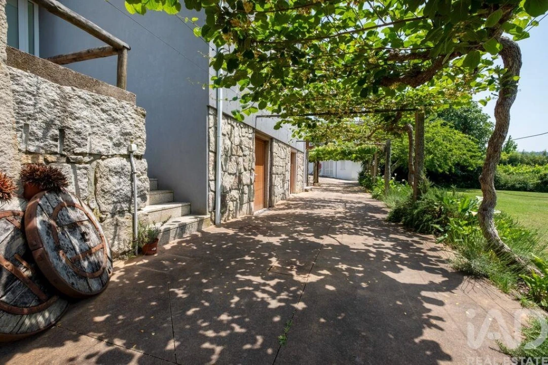 Moradia T7 para Venda em Cambeses Foto 21