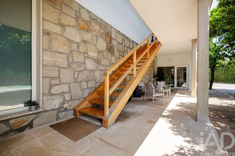 Moradia T7 para Venda em Cambeses Foto 23