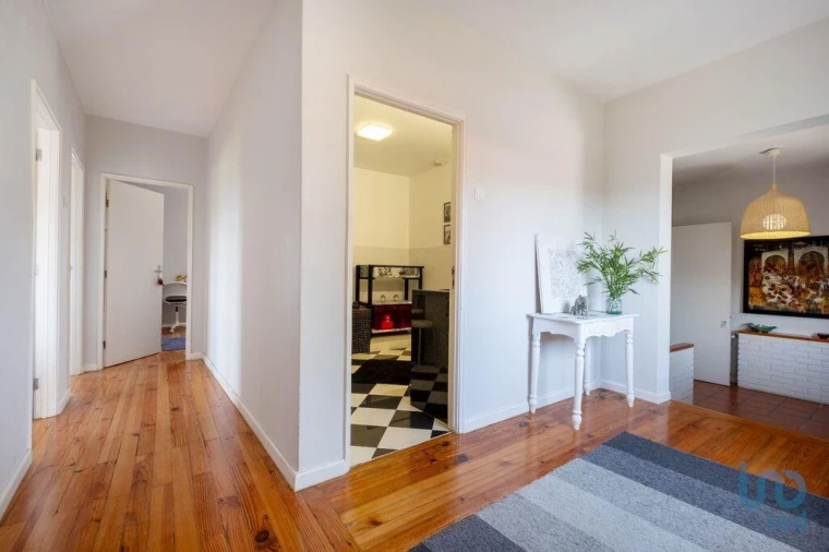 Moradia T7 para Venda em Cambeses Foto 4